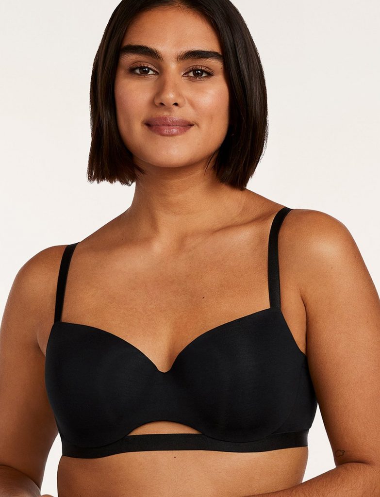Woman wearing a T shirt bra from Third Love