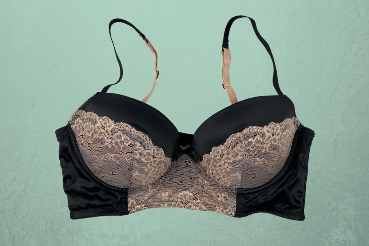 Black underwire bra with brown lace and wideband and black and brown straps